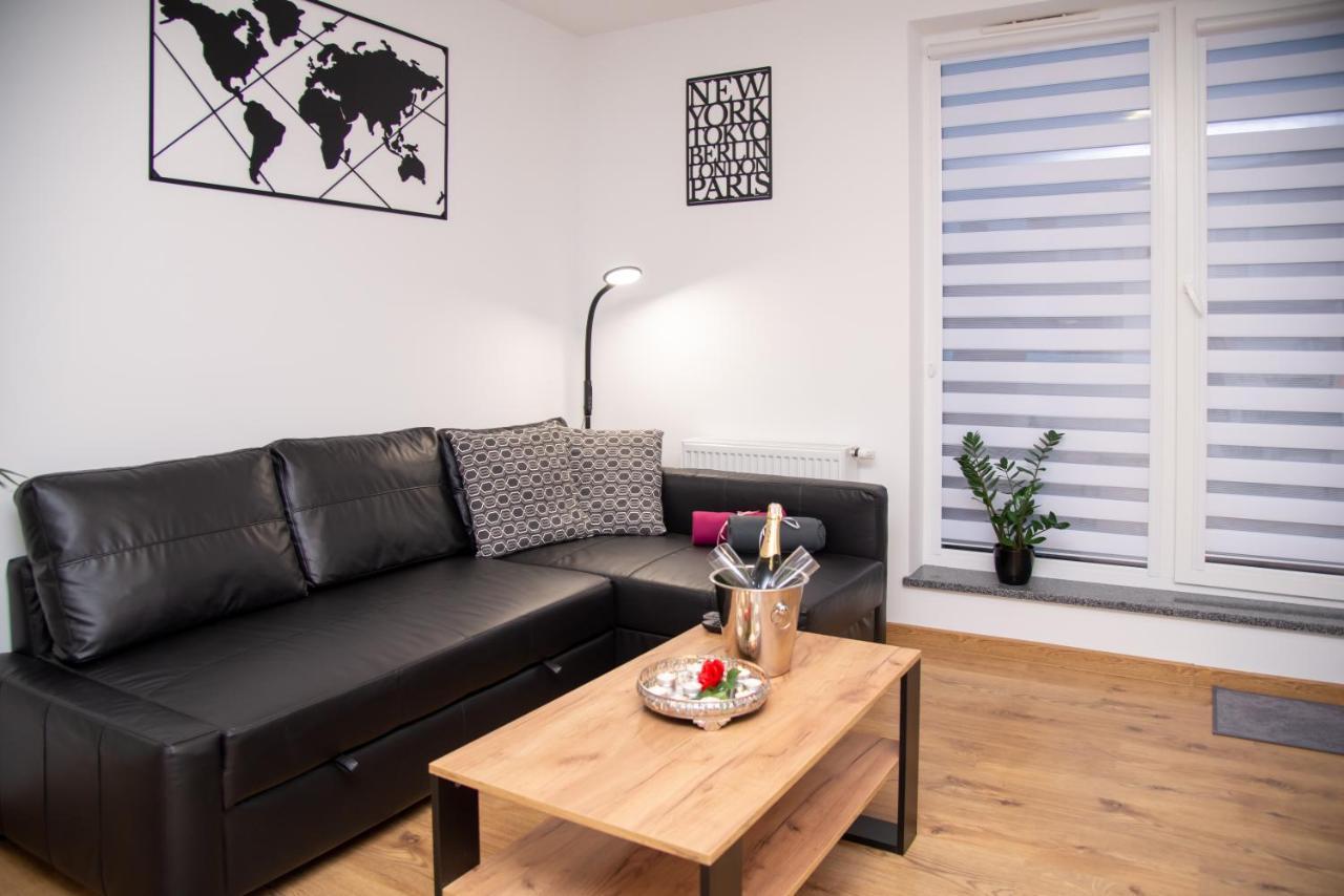 Maya'S Flats & Resorts 49 - Spacious 3 Rooms Apartment In Szafarnia Gdaňsk Exteriér fotografie